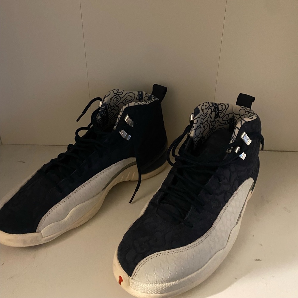 Air Jordan 12